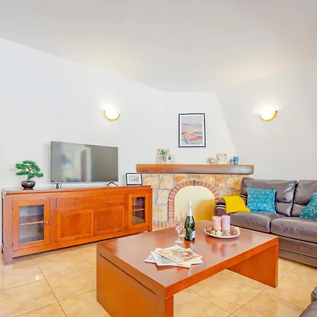 Villa Inia